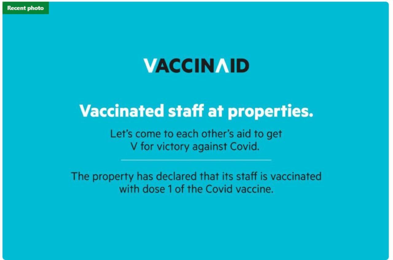 Vaccinated Staff-Oyo 2699 Haven Boarding House Hotel Ambon Kültér fotó