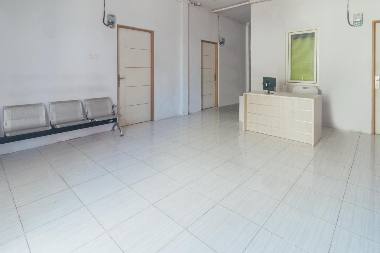 Vaccinated Staff-Oyo 2699 Haven Boarding House Hotel Ambon Kültér fotó